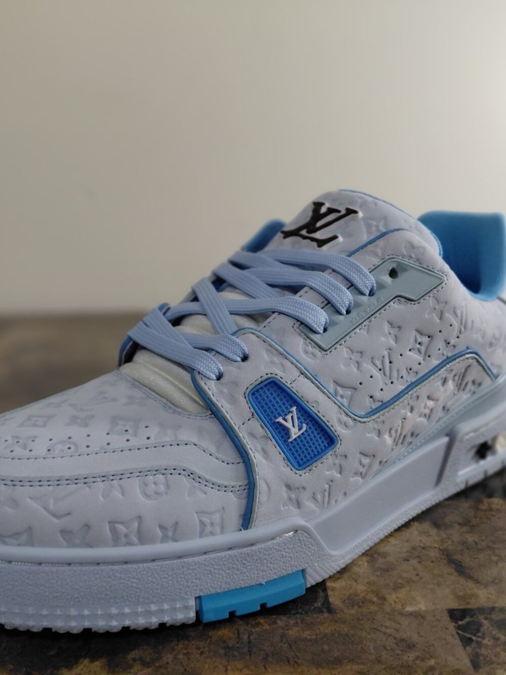 Louis Vuitton LV Monogram Denim Blue White Men's size 10 - Picture 6 of 8